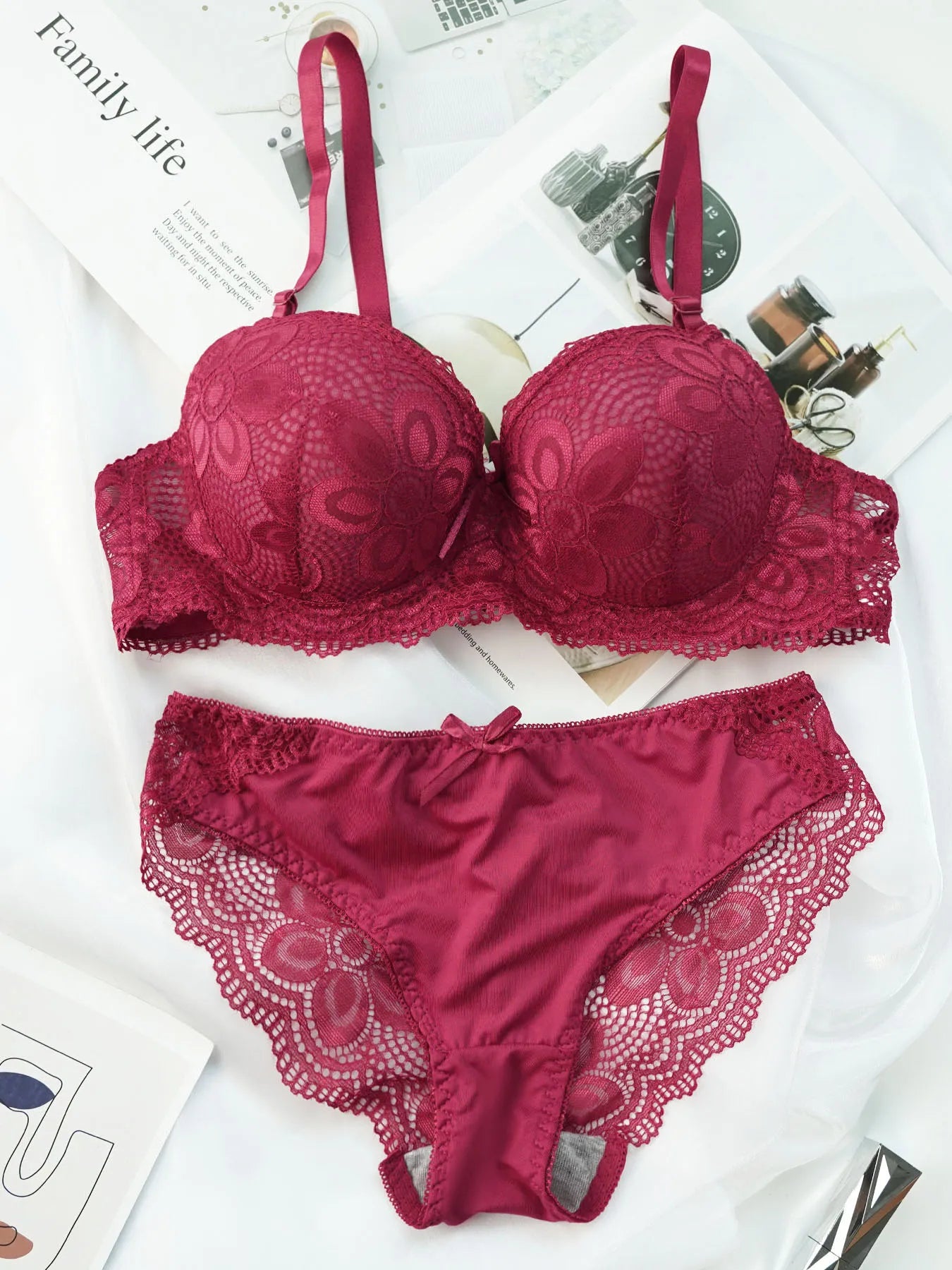 Floral Lace Underwire Lingerie Set