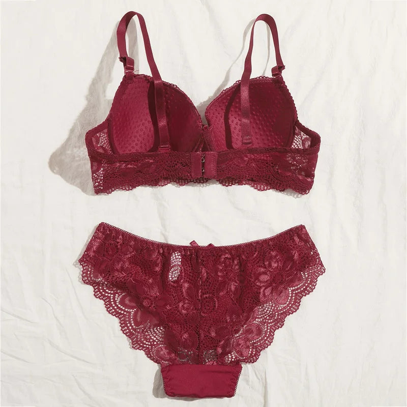 Floral Lace Underwire Lingerie Set