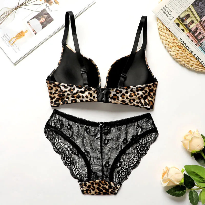 Leopard Printed Lace Underwire Lingerie Set